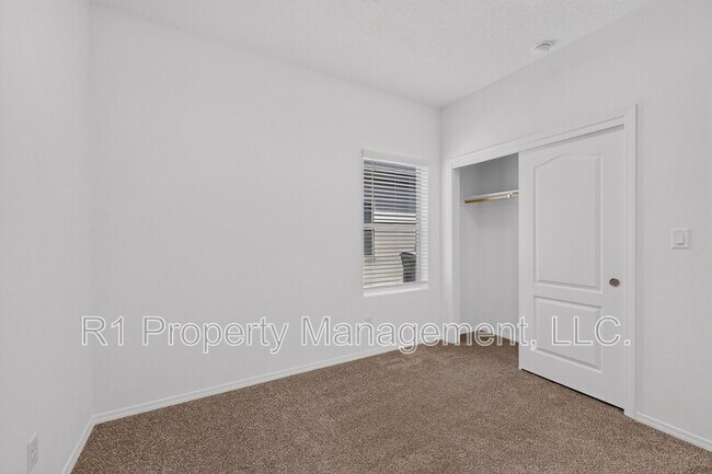 Building Photo - 280 Prism Ave SW