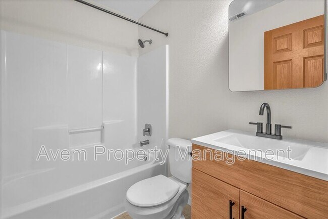 Building Photo - 55 NE Cook St