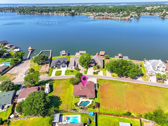 Primary Photo - 13417 Bunker Hill Dr