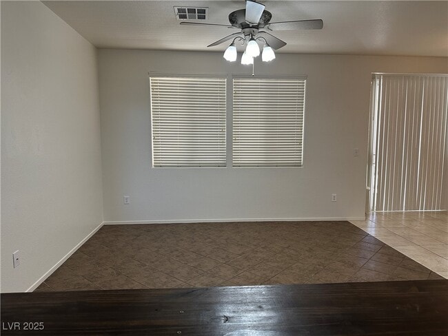 Building Photo - 10651 Lunar Crest Ave