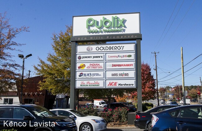 Building Photo - 2284 Lavista Rd