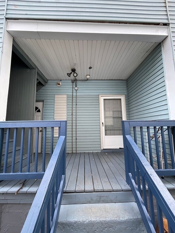 Building Photo - 5 Freeland Terrace