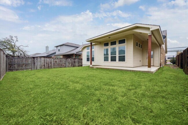 Building Photo - 716 Bonnet Blvd