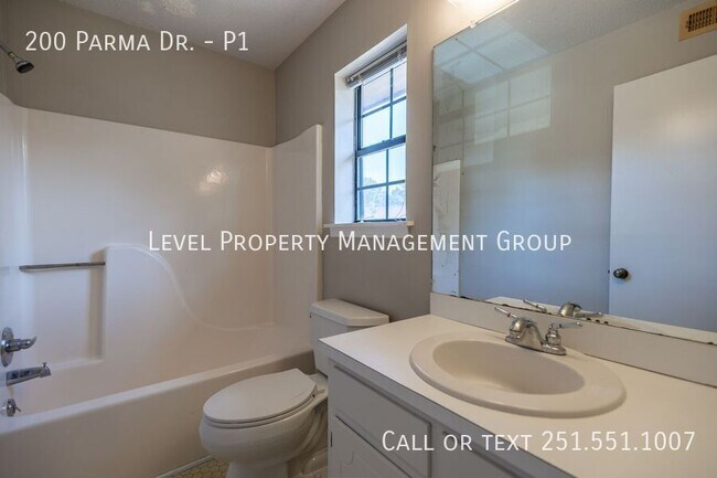 Building Photo - 200 Parma Dr
