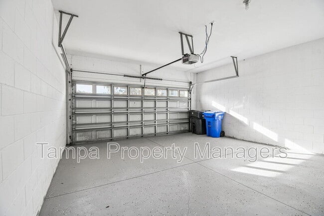 Building Photo - 5704 Kingletsound