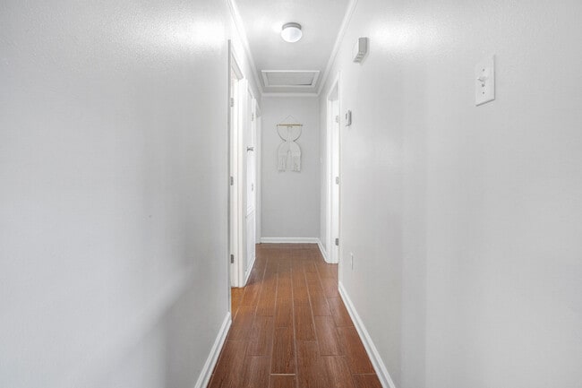 Building Photo - 114 Lassere Cir