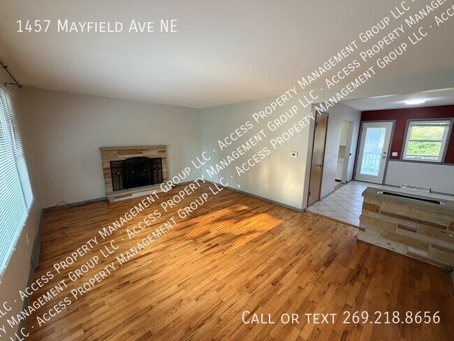Building Photo - 1457 Mayfield Ave NE