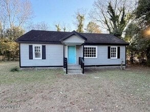 Building Photo - 1260 Auburn Dr