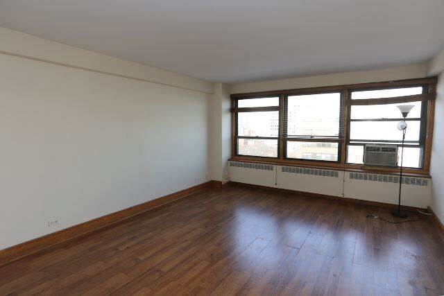 Building Photo - 4180 N Marine Dr