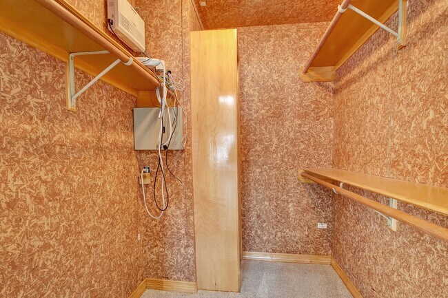 Building Photo - 13714 Gainesway Dr