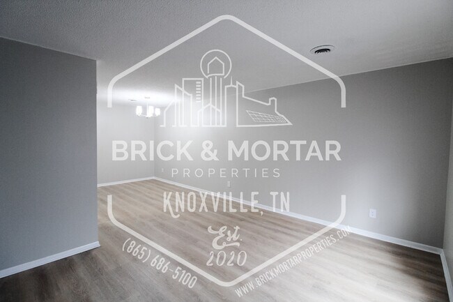 Building Photo - 2105 Belle Terra Rd