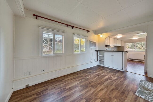 Building Photo - Cozy 1 Bedroom ADU With Stunning Pasture & Pond Views in Rescue!