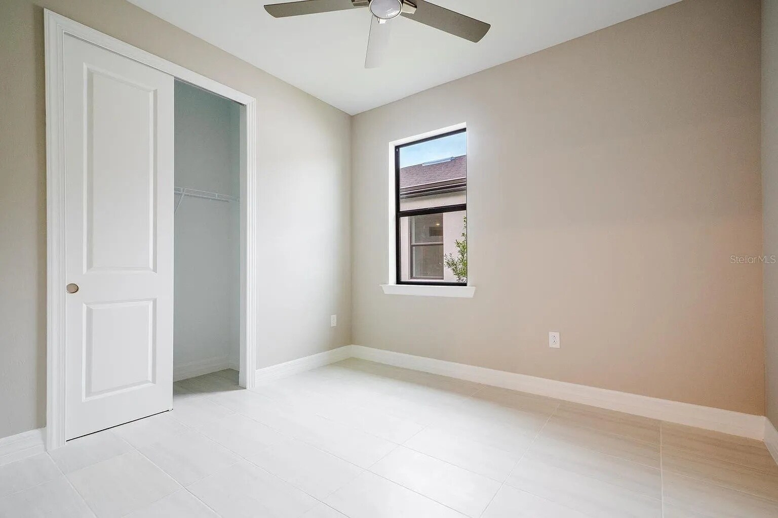 Building Photo - 2175 Darley Oak Way