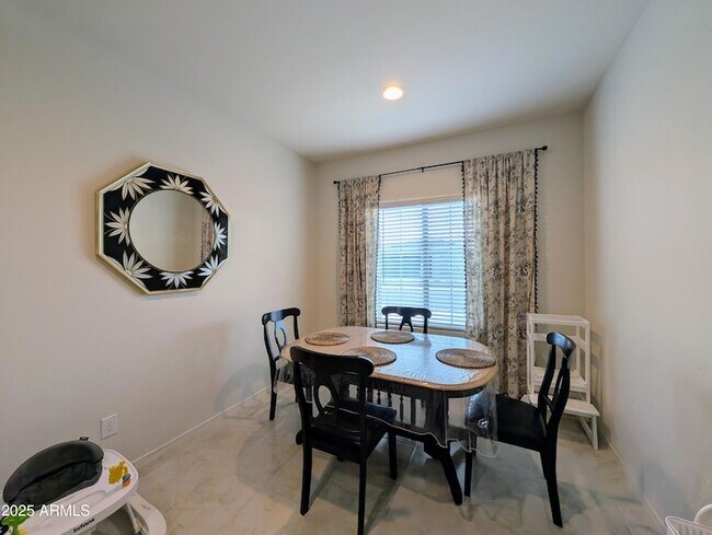 Building Photo - 24458 W Verlea Dr