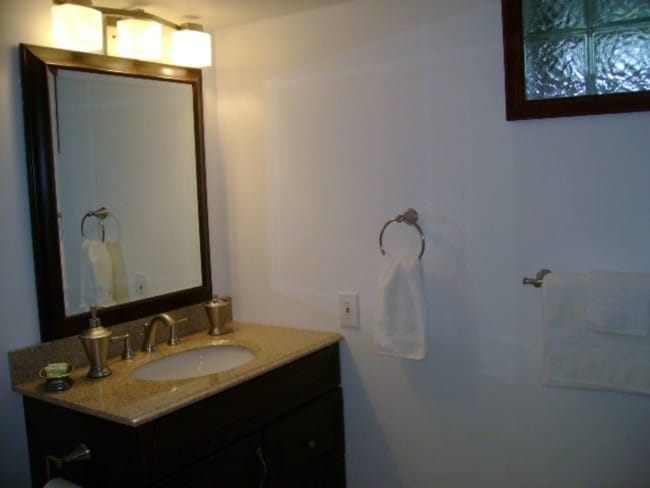 Building Photo - 20 Locust Grove Rd