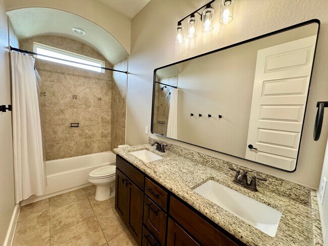 Building Photo - AVAILABLE NOW! One-of-a-Kind Luxury Estate | 5BD/3BA on 2 Acres in Liberty Hill!