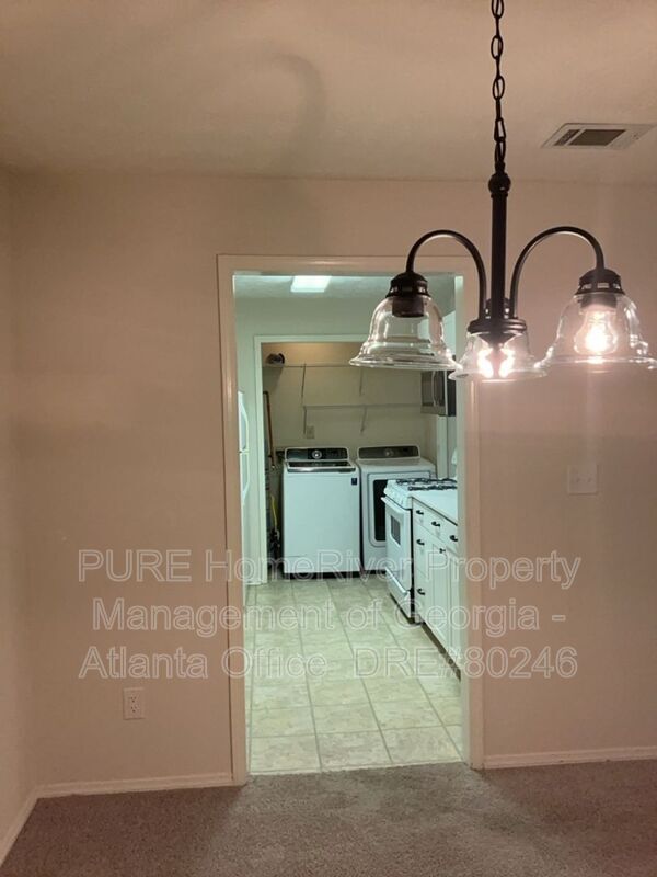 Building Photo - 1505 Augusta Dr