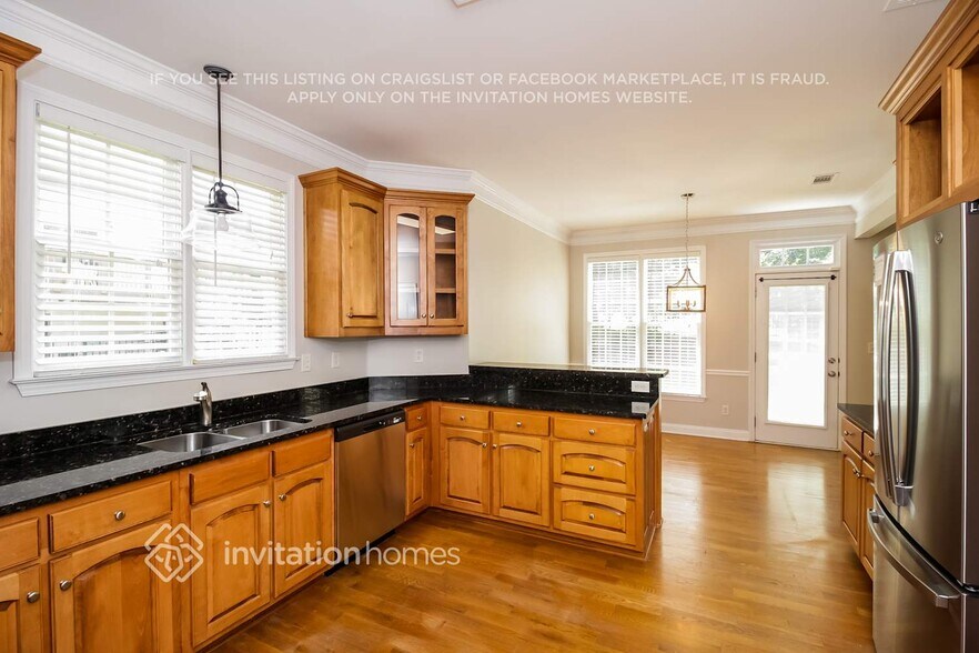 Building Photo - 112 Sweet Branch Ct