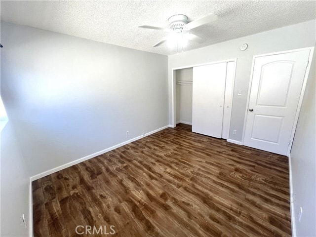 Building Photo - 620 W 82nd St