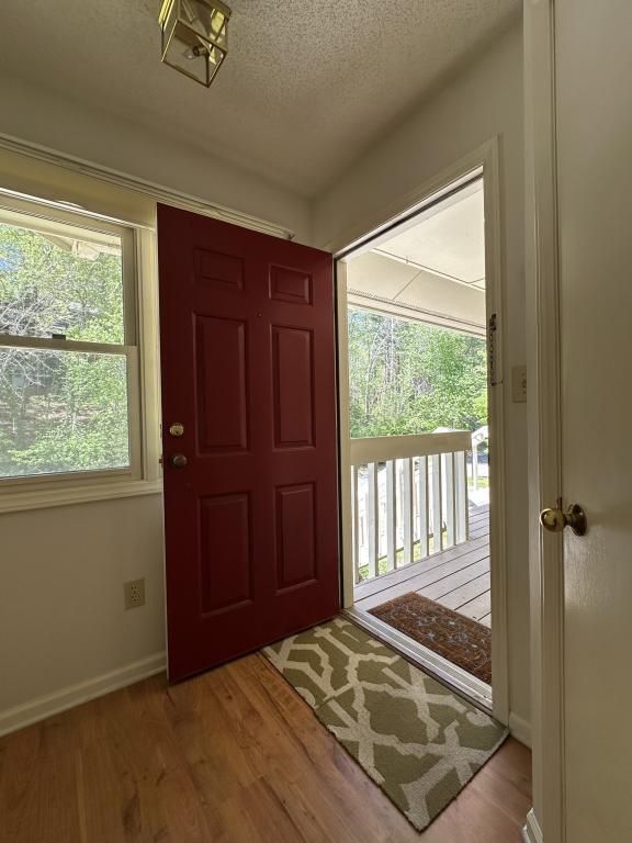 Building Photo - 14 Willow Tree Run