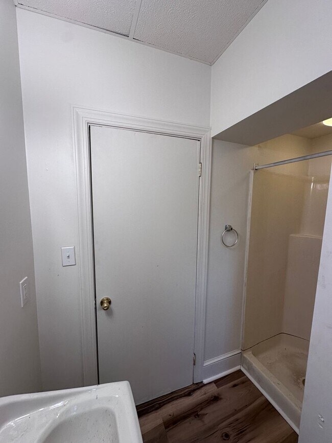 Building Photo - 155 S Duke St