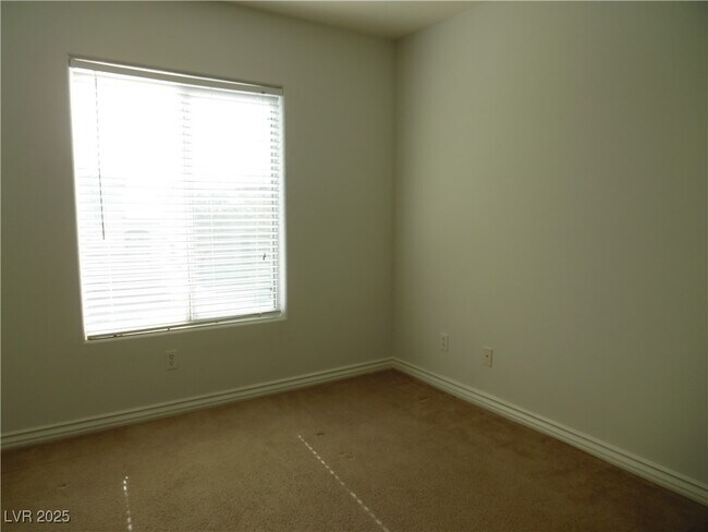 Building Photo - 3617 la Scala Ct