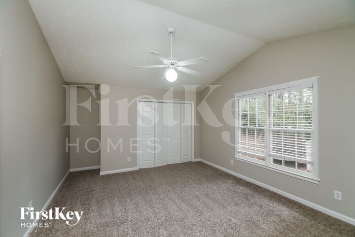 Building Photo - 4203 Bridlecreek Dr