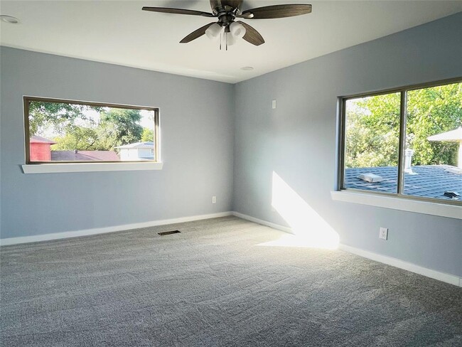 Building Photo - 1032 Hoke Smith Dr