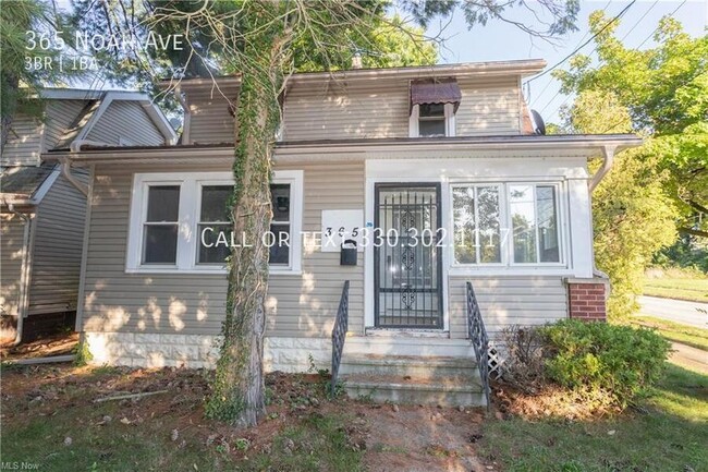Building Photo - Three bedroom one bathroom home for rent