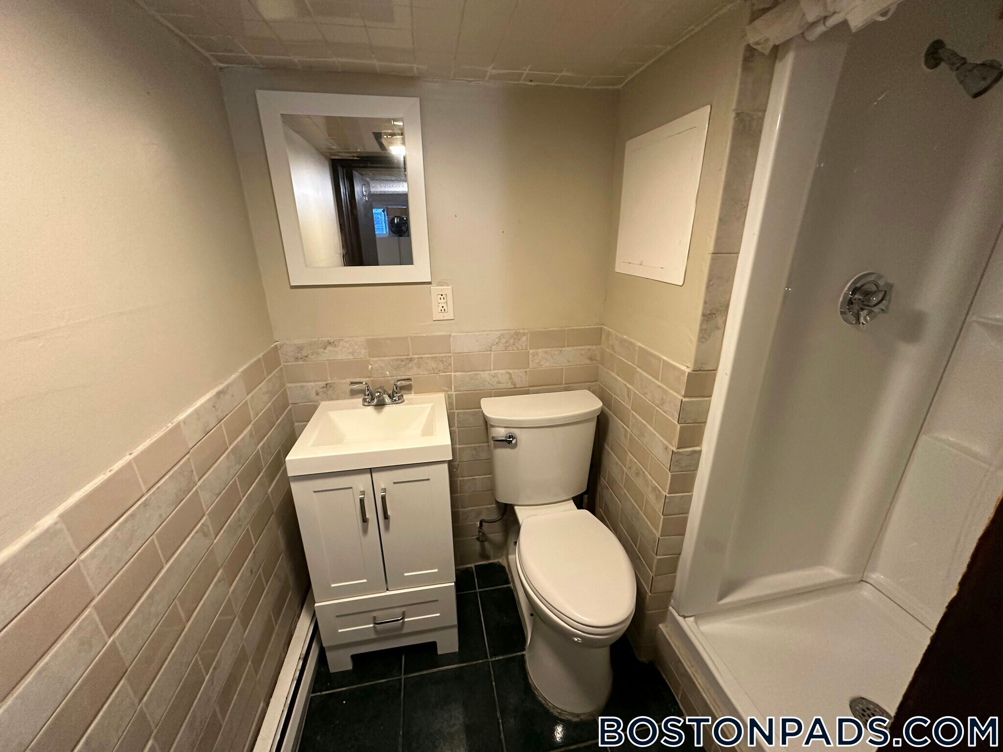 Building Photo - 31 Seattle St