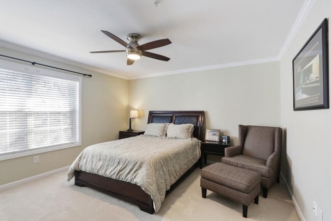 Building Photo - 4246 River Green Dr NW