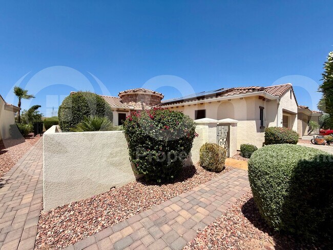 Building Photo - 13532 W Junipero Dr