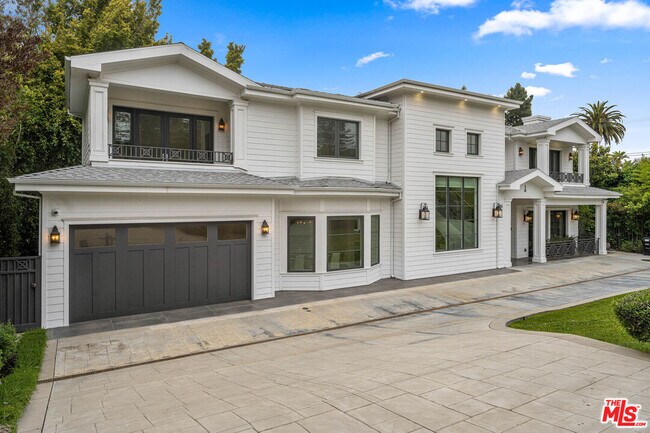 Building Photo - 126 N Canyon View Dr