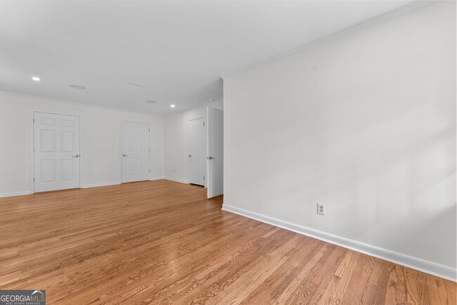 Building Photo - 206 Fortson Dr