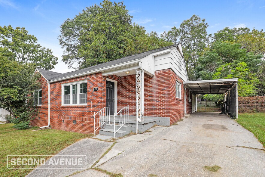 Primary Photo - 820 Slaton St