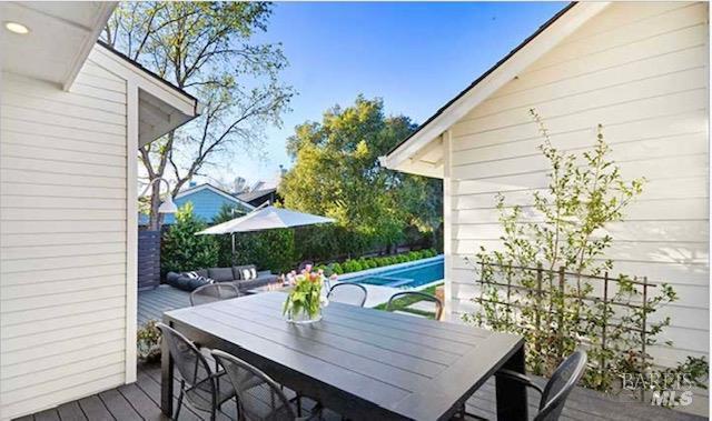 Building Photo - 230 Newcomb St