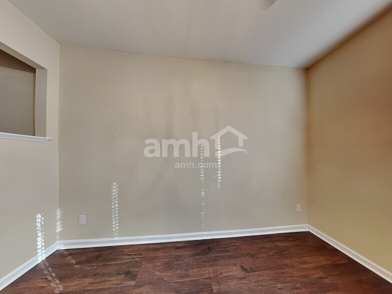 Building Photo - 14308 Foxcroft Rd