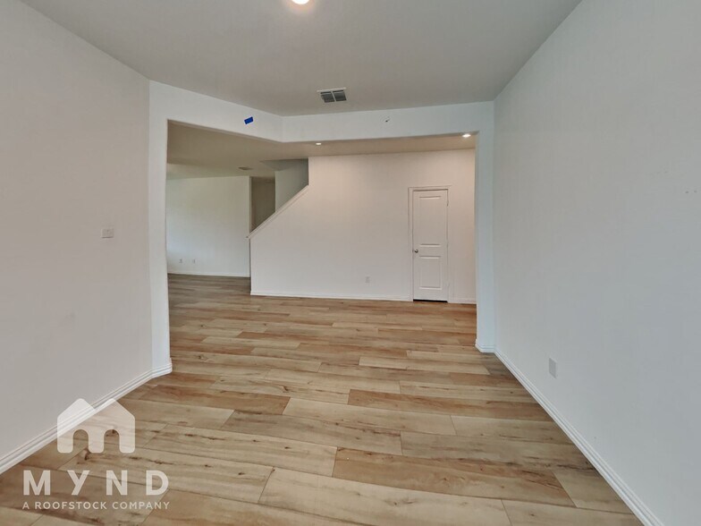 Building Photo - 4900 Parrington Dr