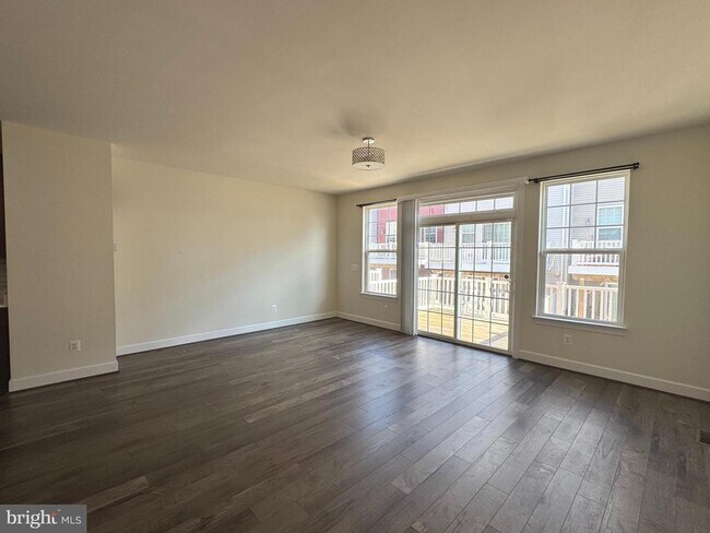 Building Photo - 8507 Craggan Ln