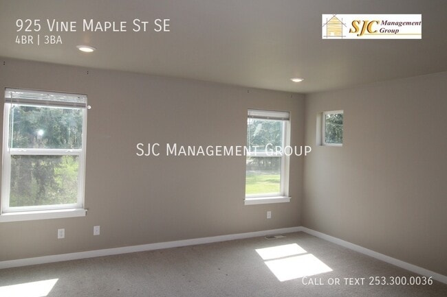 Building Photo - 925 Vine Maple St SE