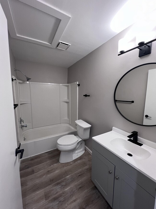 Building Photo - 15 Prospect St