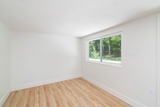 Building Photo - 415 Taliwa Dr