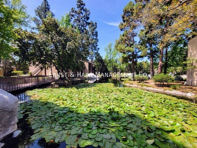 Building Photo - 7890 E Spring St