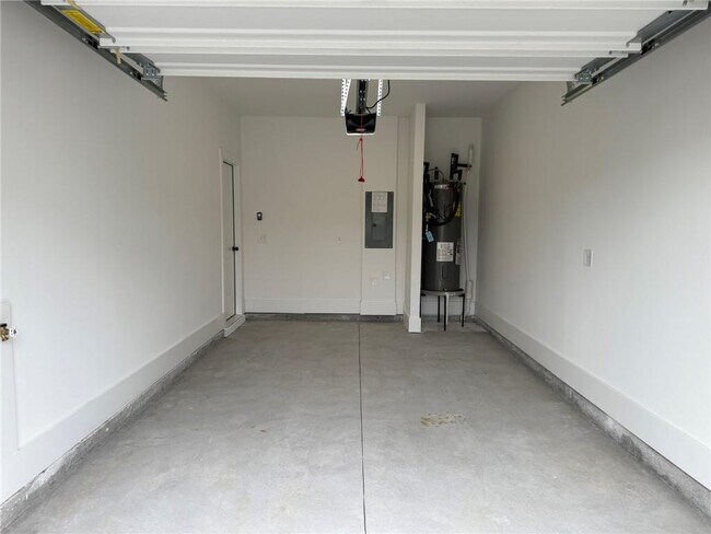 Building Photo - 1702 Gunnin Trce NW