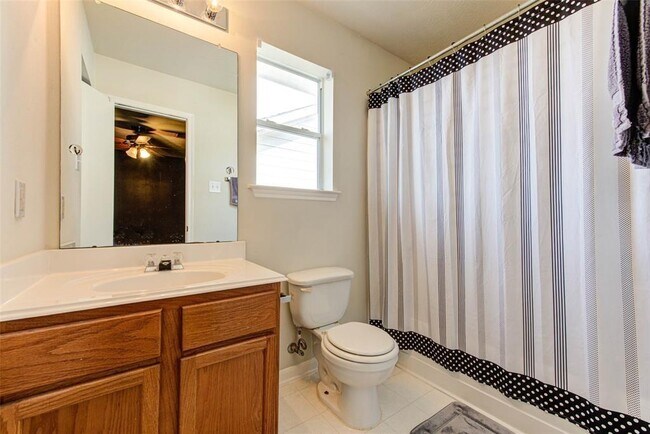 Building Photo - 14219 Beech Meadow Dr