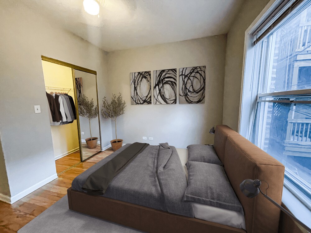 Building Photo - 731 W Barry Ave