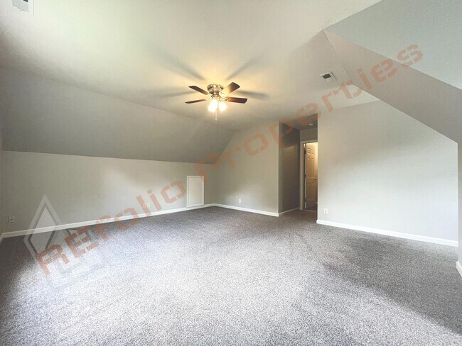 Building Photo - 1711 Mystic Dr
