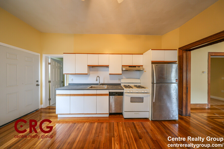 Building Photo - 22 Grand View Ave
