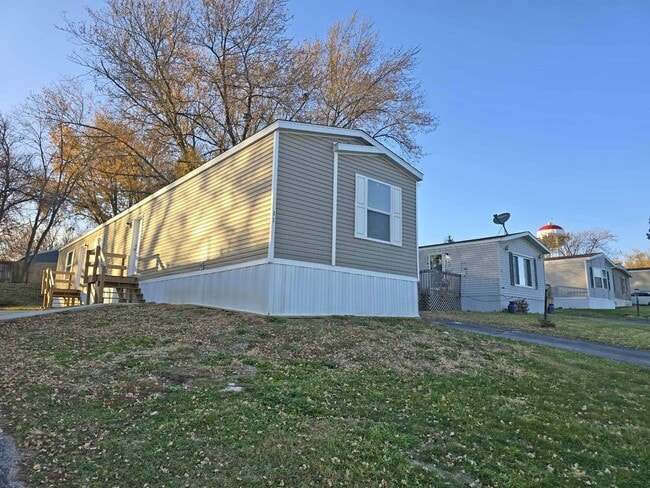 Building Photo - 613 Polk St