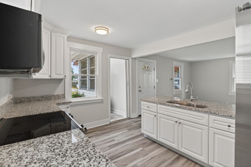 Building Photo - 3517 Brighton St